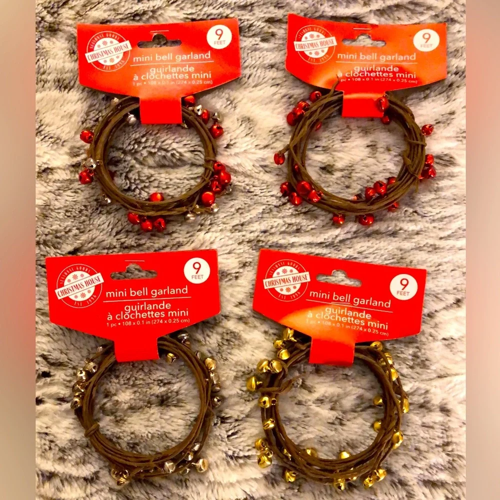 NWT set of 4 mini bell garlands